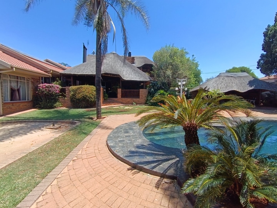 4 Bedroom Property for Sale in Doringkruin North West